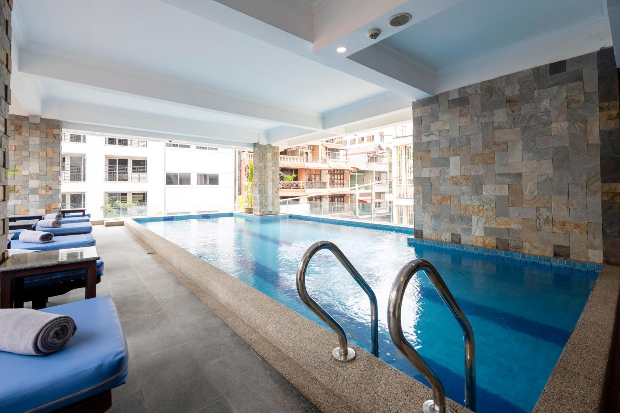 Arison Hotel Phnom Penh Exteriör bild