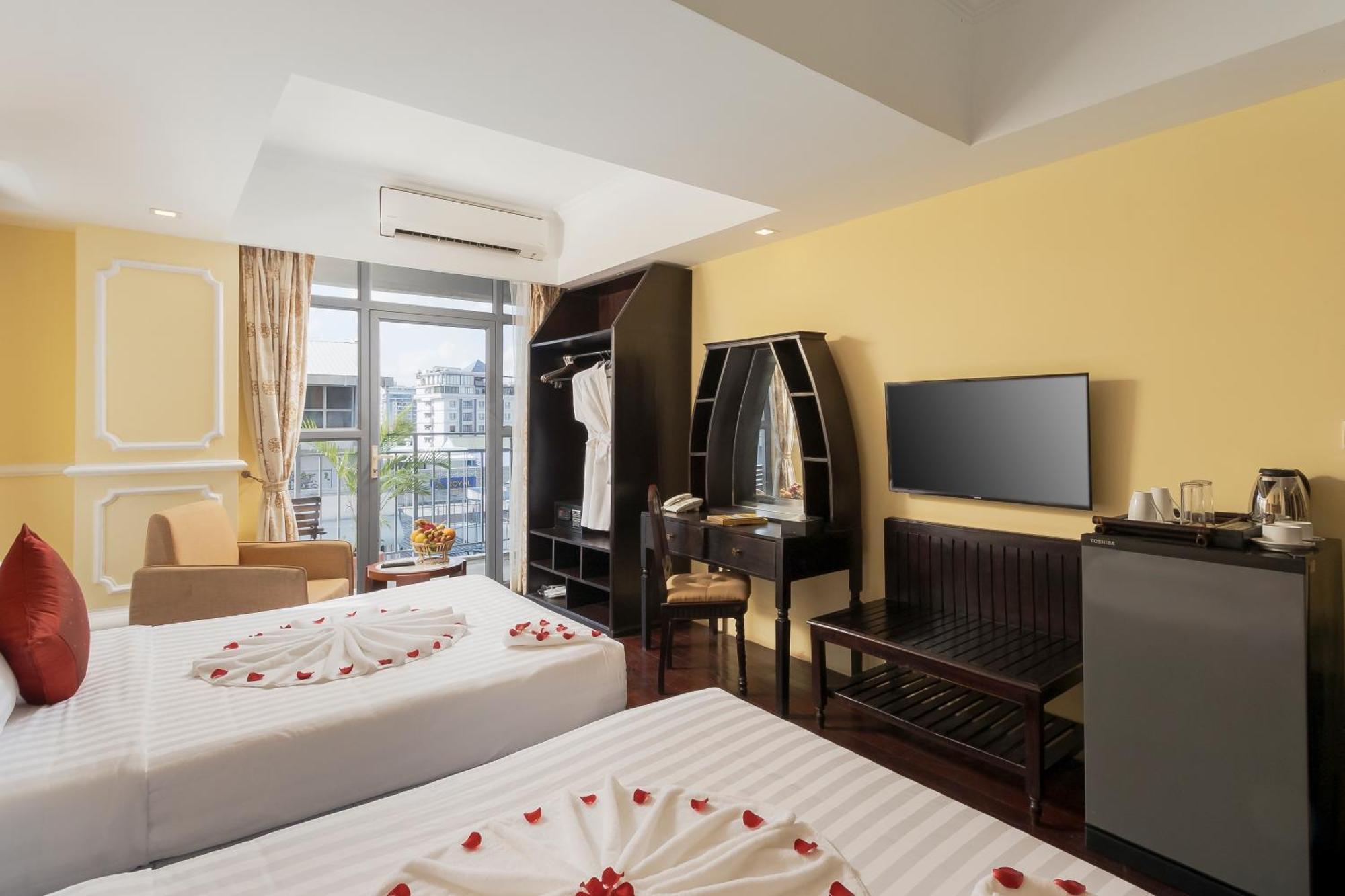 Arison Hotel Phnom Penh Exteriör bild